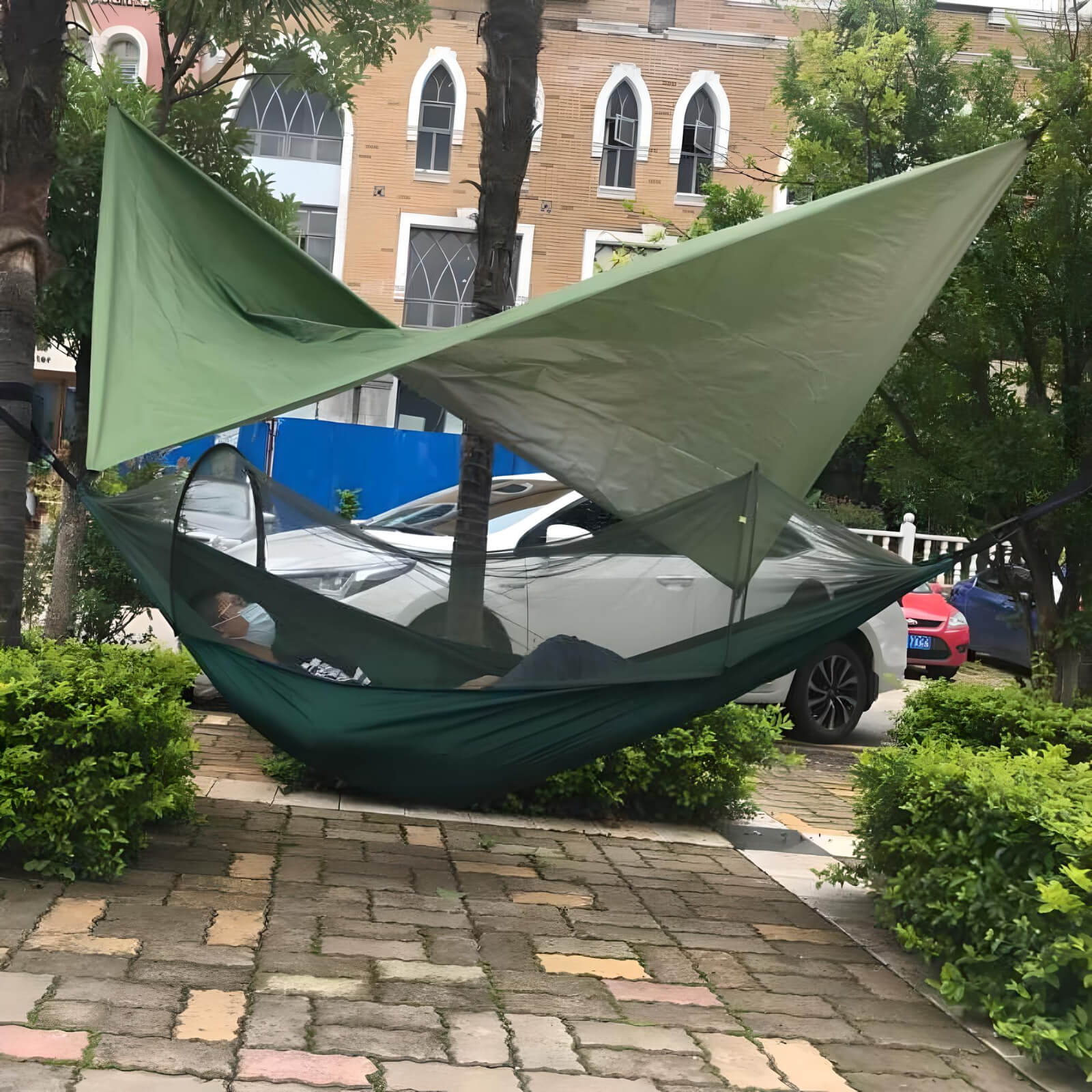 dark-green-color-hammock-with-rainfly-and-bugnet