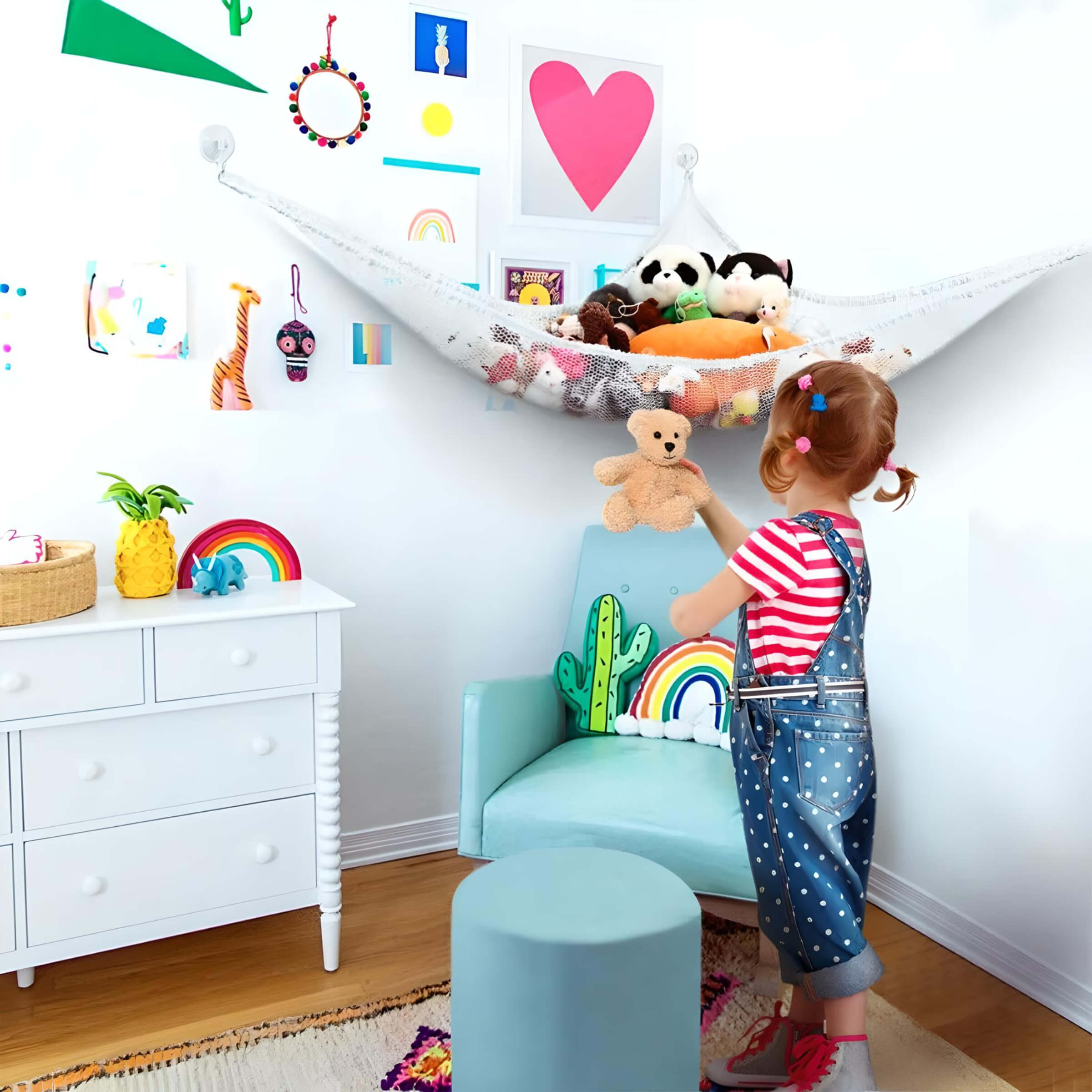 hanging-net-for-stuffed-animals-girl-standing
