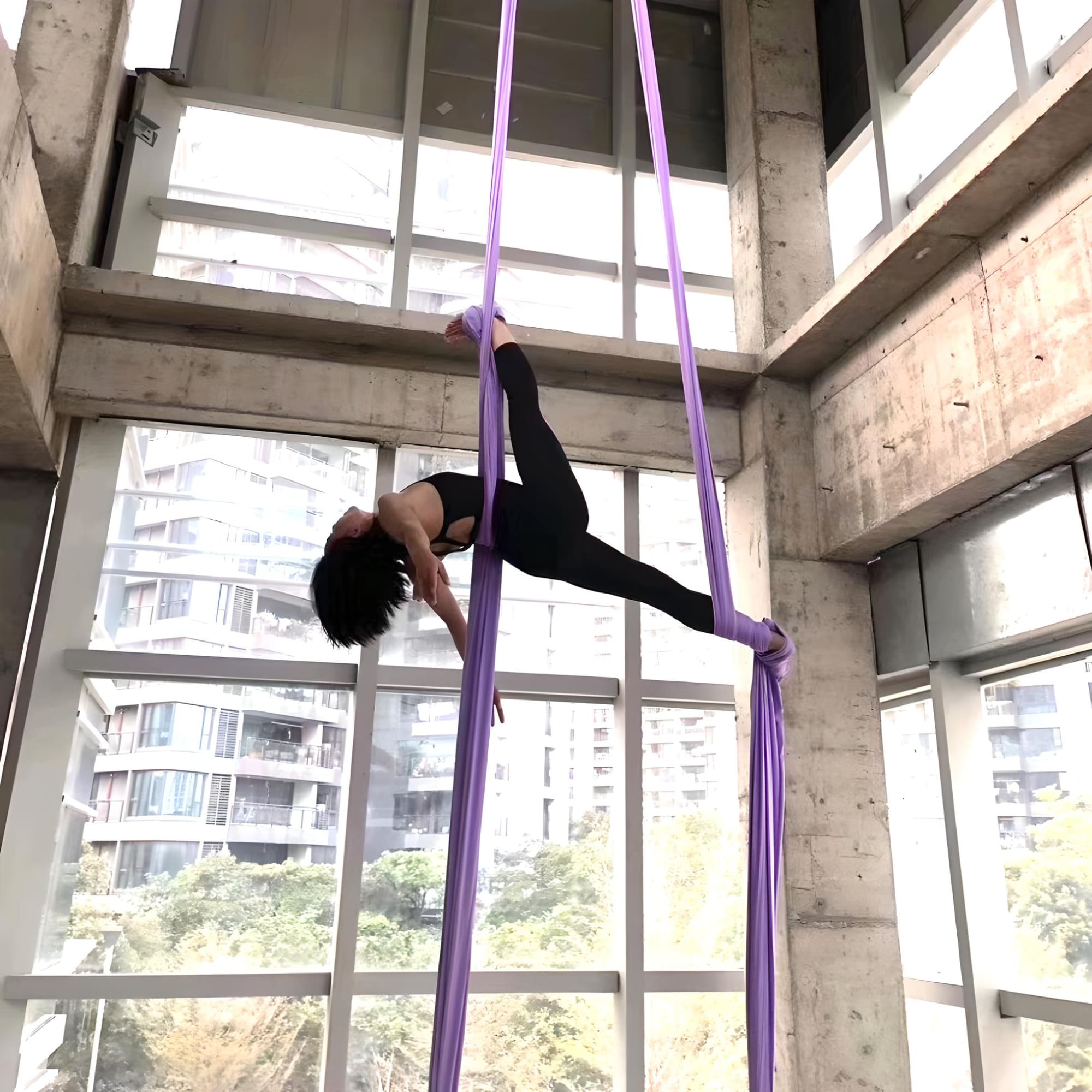 aerial-yoga-hammock-in-girl-play