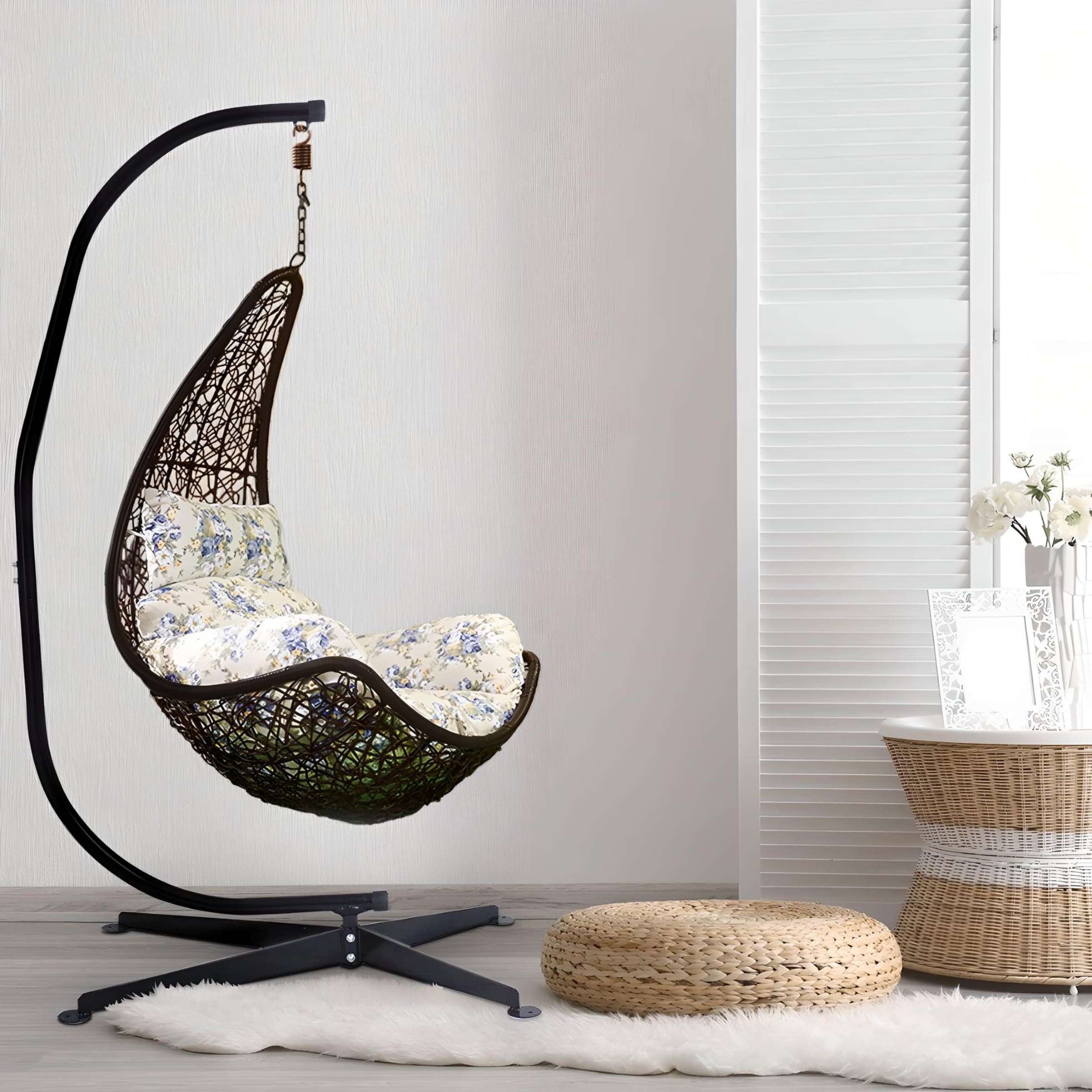 egg-shaped-swing-chair-with-demo