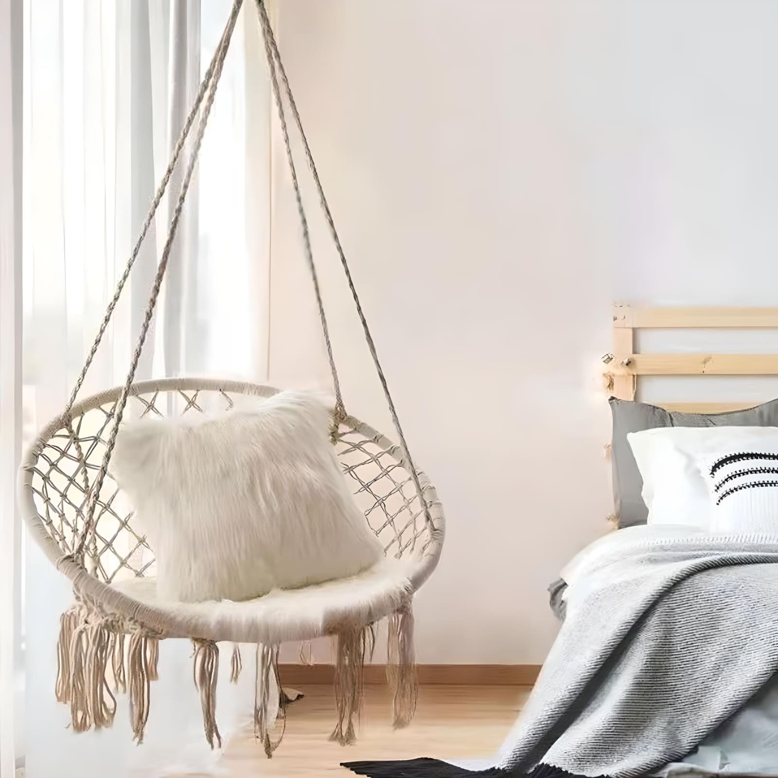 free-standing-hammock-in-white